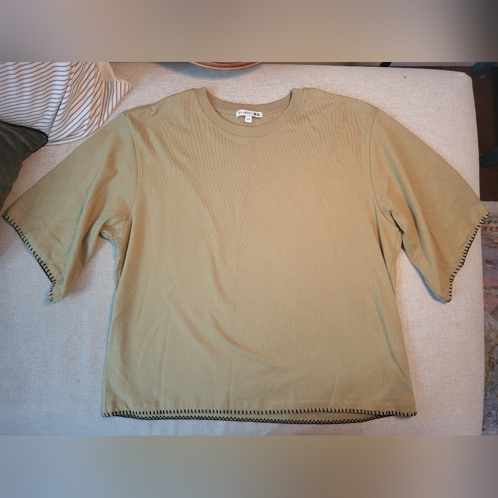 UNIQLO JWANDERSON COLLAB CONTRAST STITCH TSHIRT
